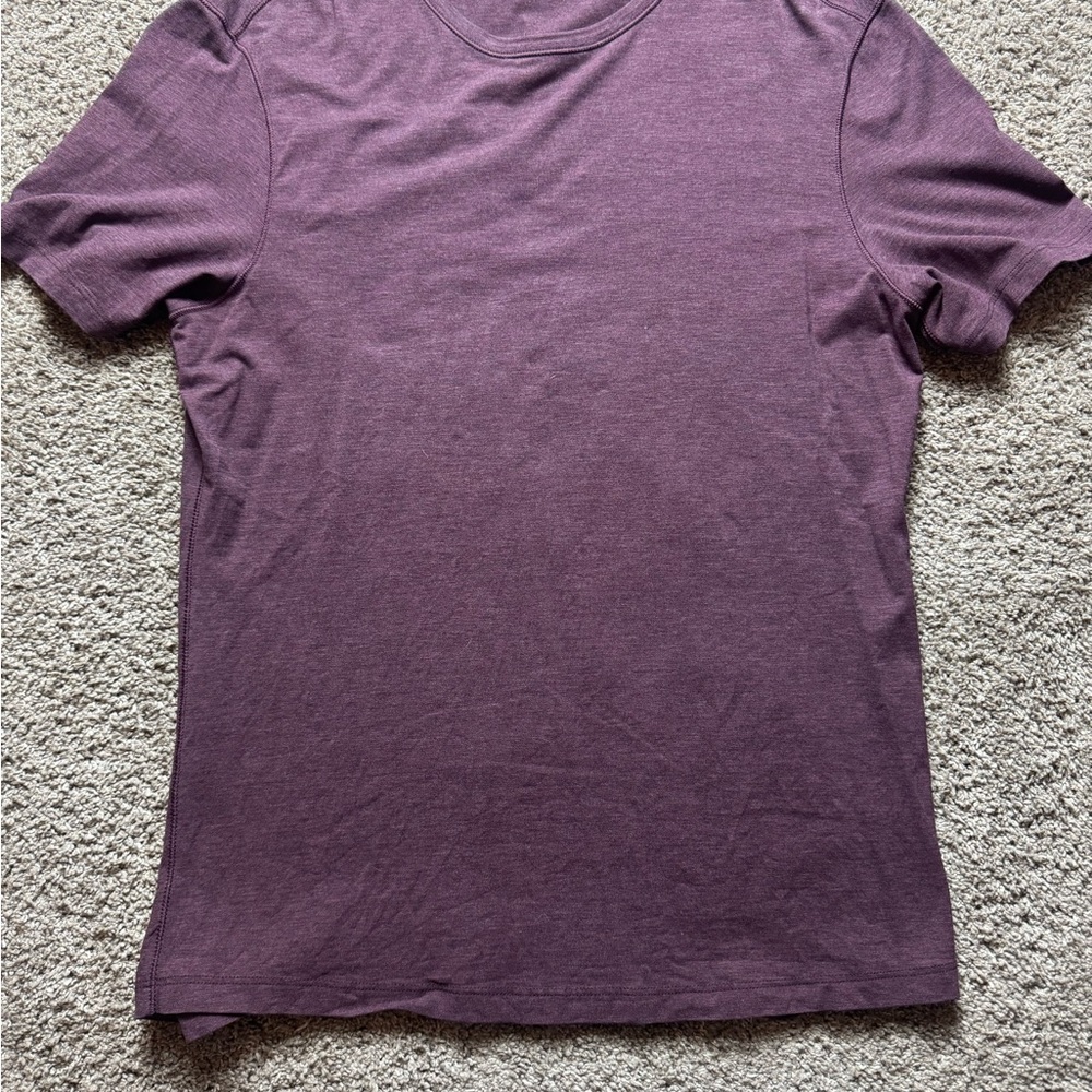 Lulu lemon men’s purple shirt small